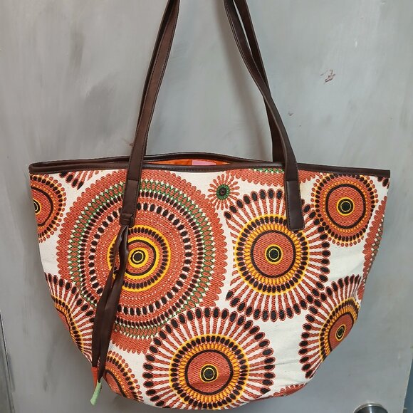 Neiman Marcus Sunny Gyro Woven Tote - Picture 1 of 10